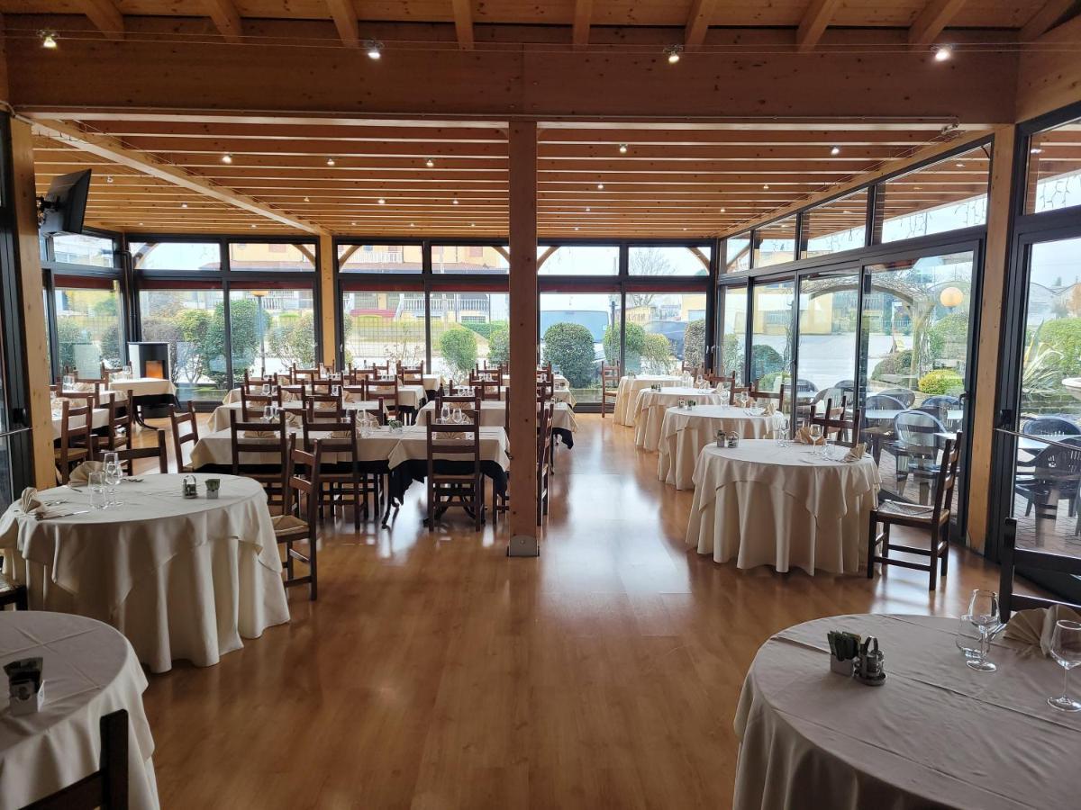 New Napoleonico Otel Bondeno Dış mekan fotoğraf
